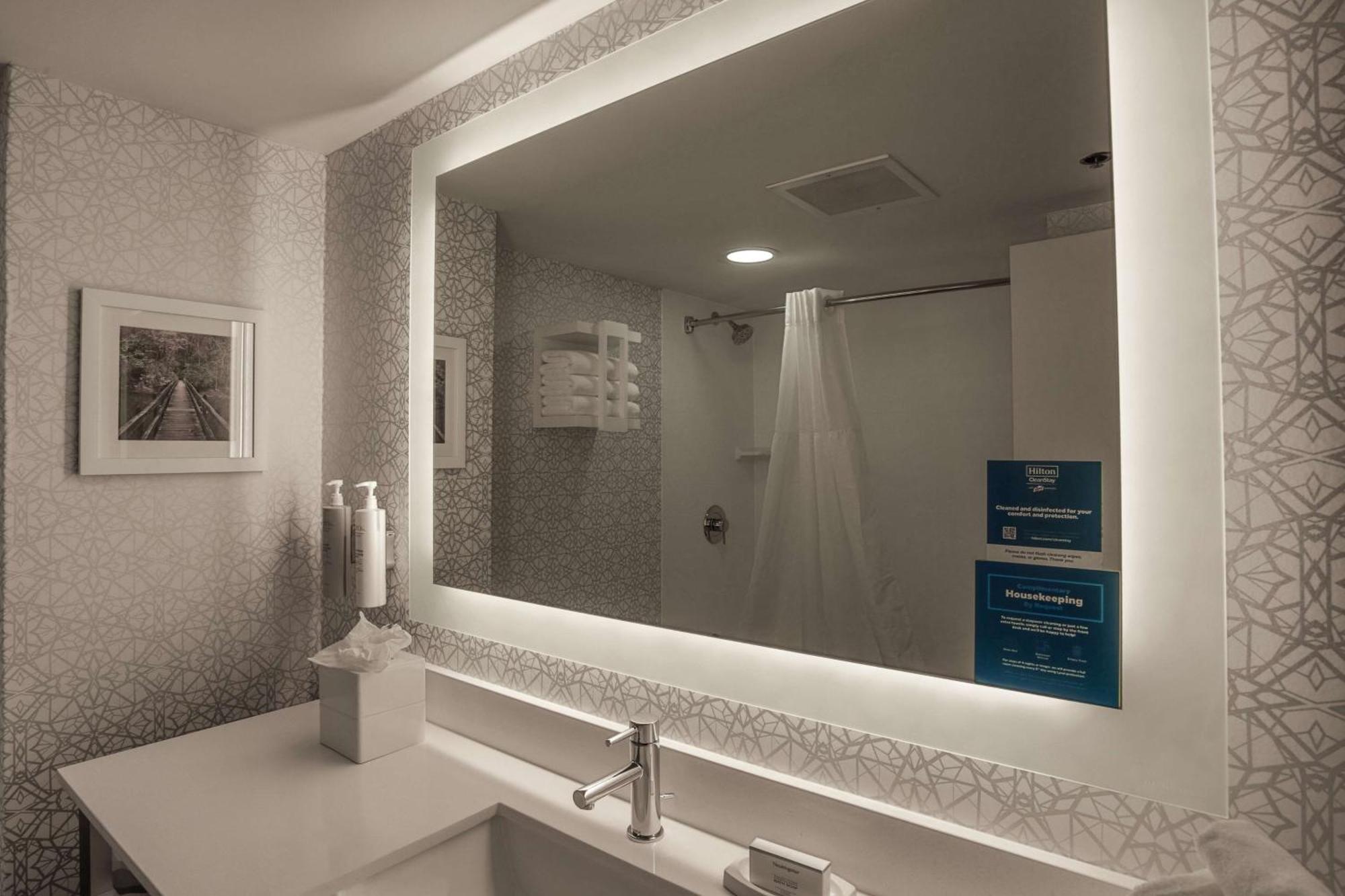 Hampton Inn Springfield Extérieur photo