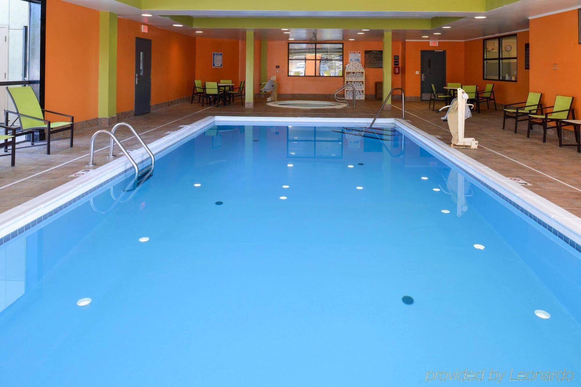 Hampton Inn Springfield Extérieur photo
